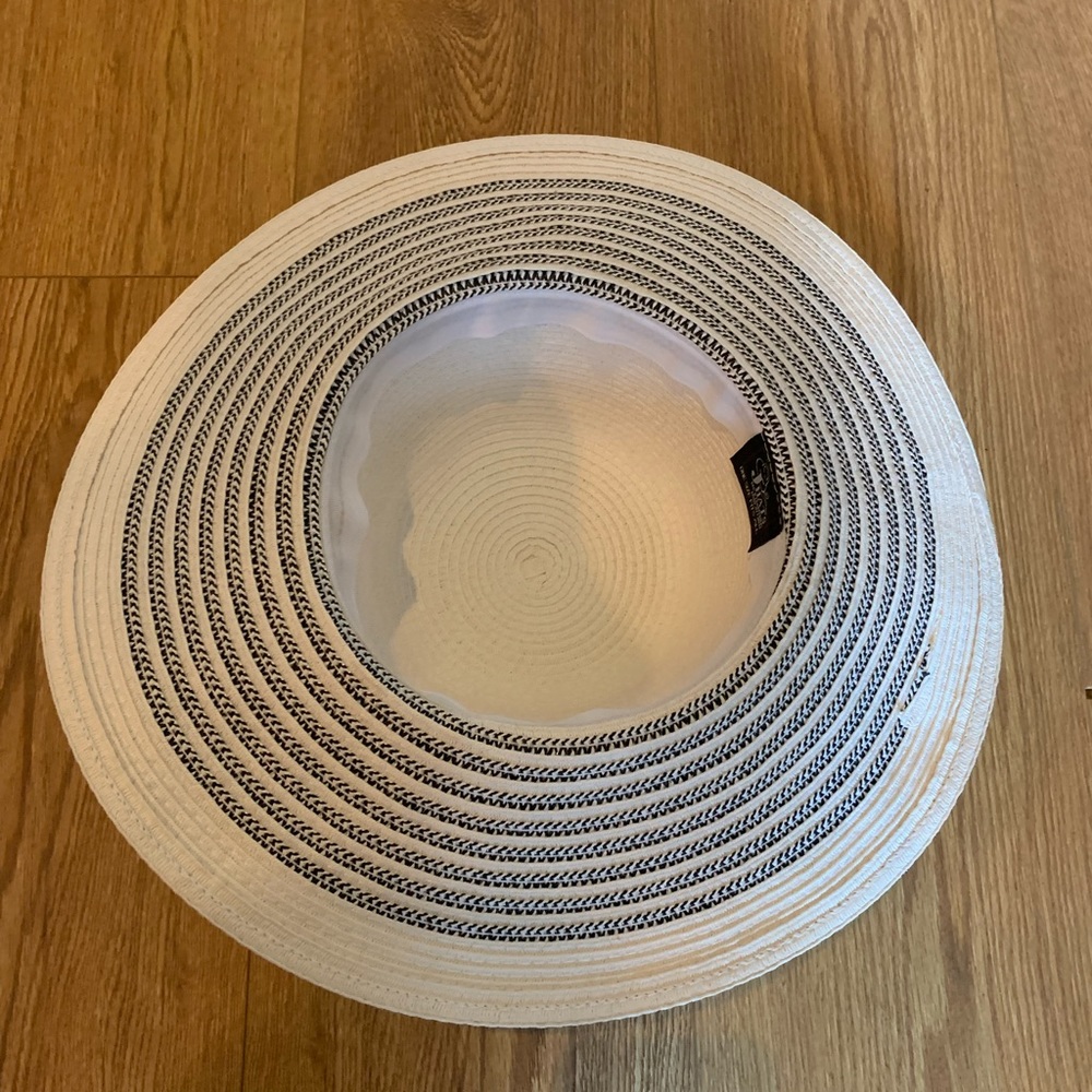 Beach hat  floppy hat - Picture 3 of 4